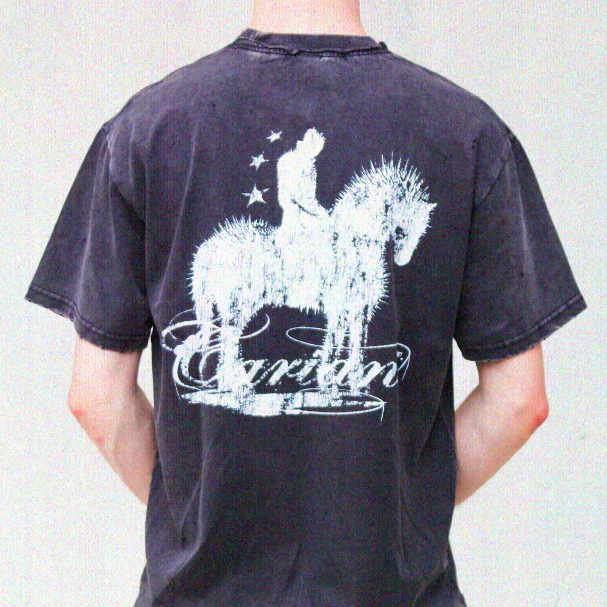 CARIANI® Horse Double Frayed Neckline Tee