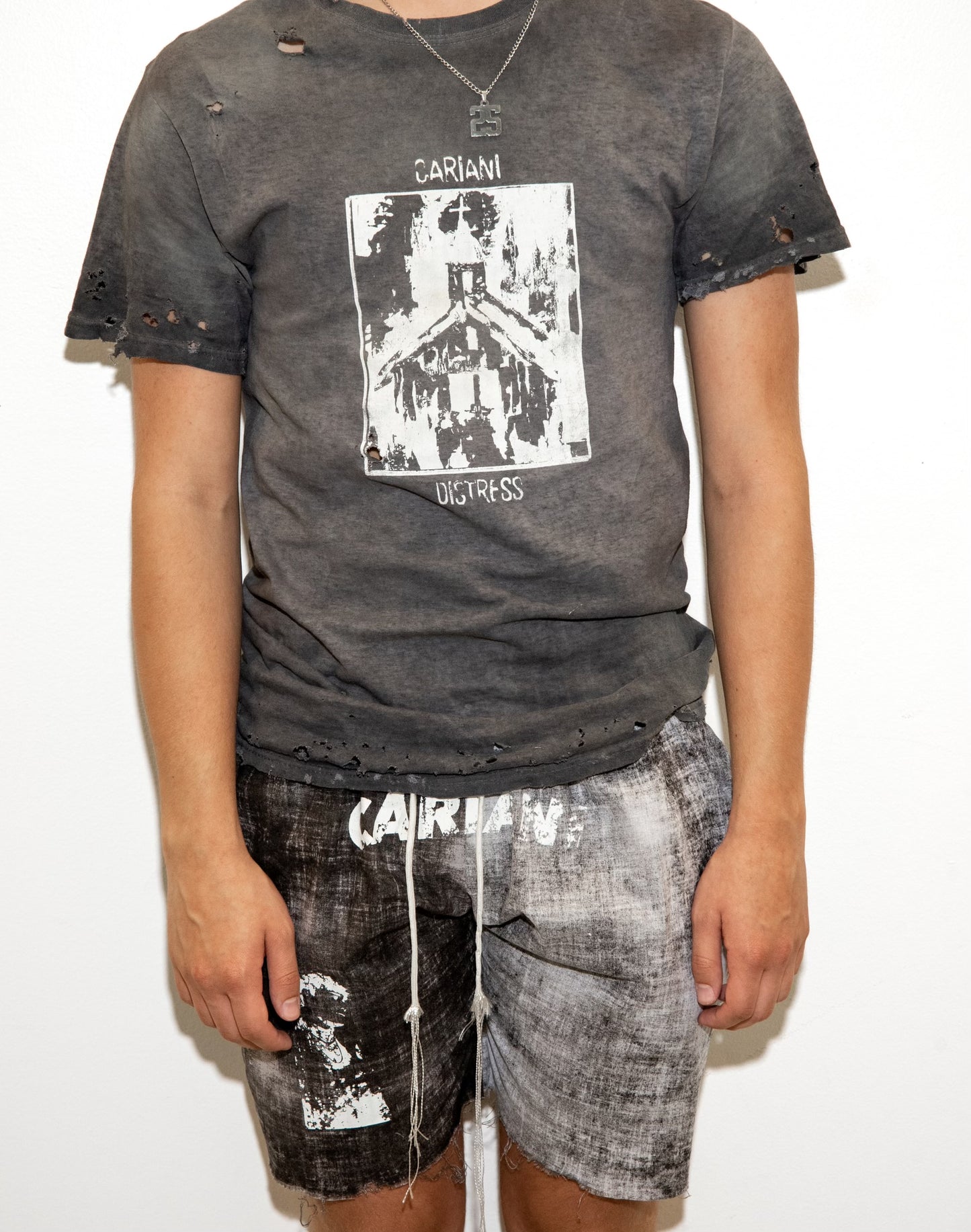 CARIANI™ Distress Tee