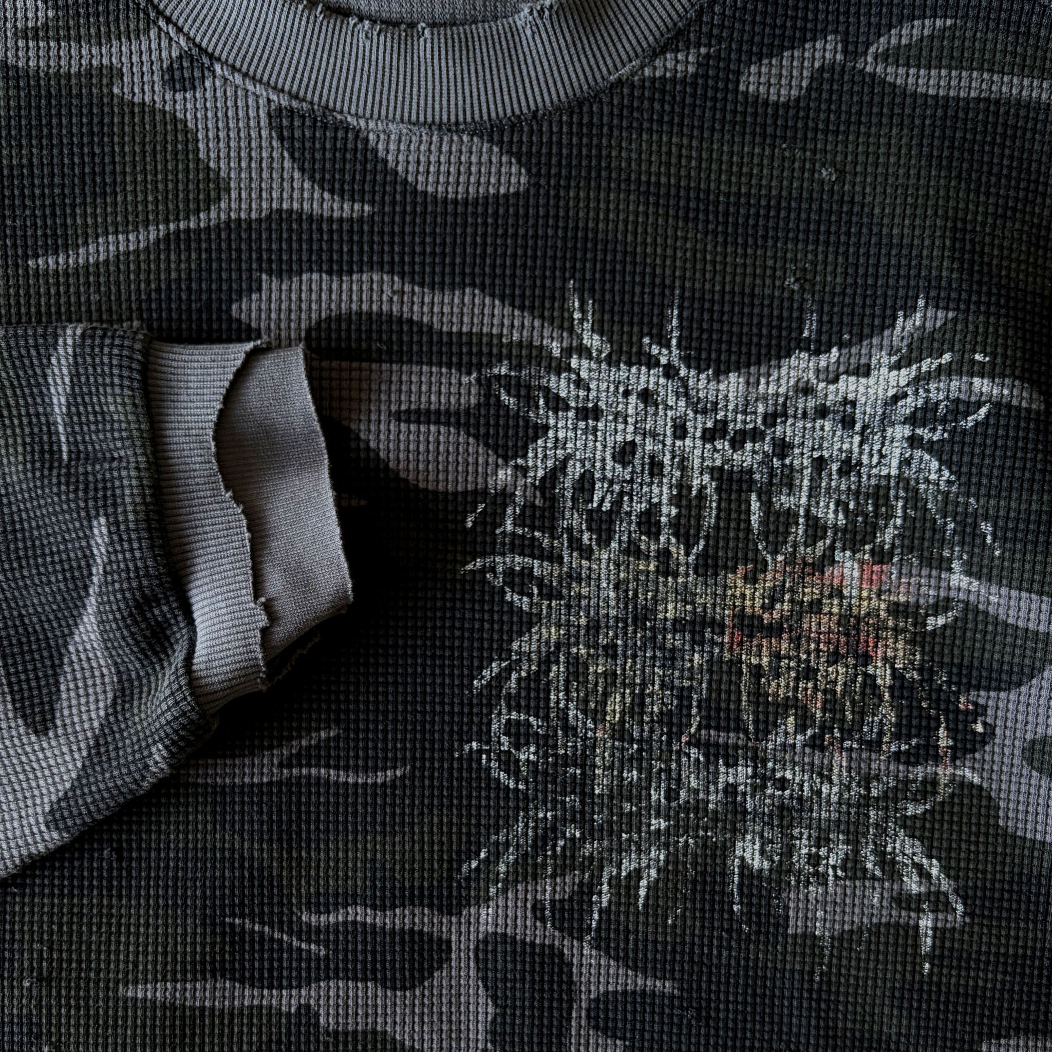 CARIANI® Patriangel Camo Waffle LS Tee